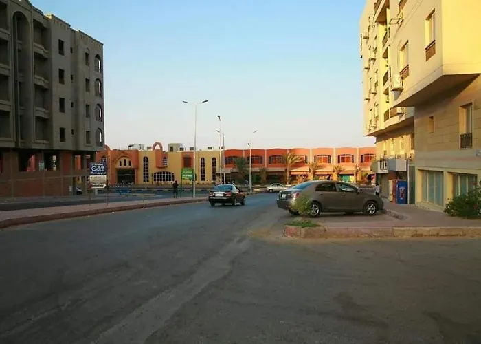 Apartman With Separate Entrance Near Arabia Gurdaka